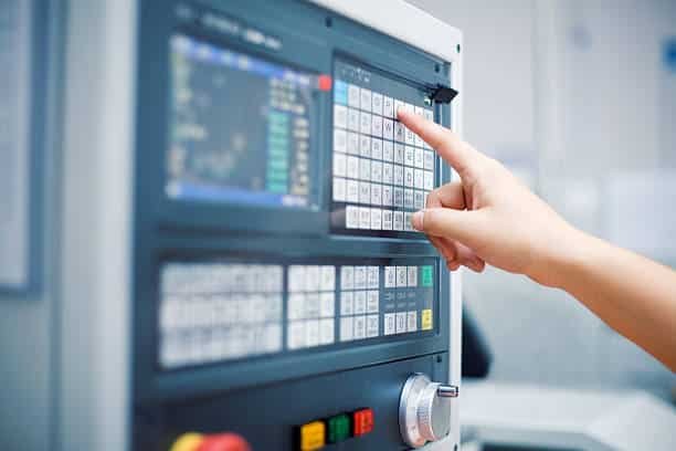 Centro de Mecanizado CNC de Alta Precisi&oacute;n